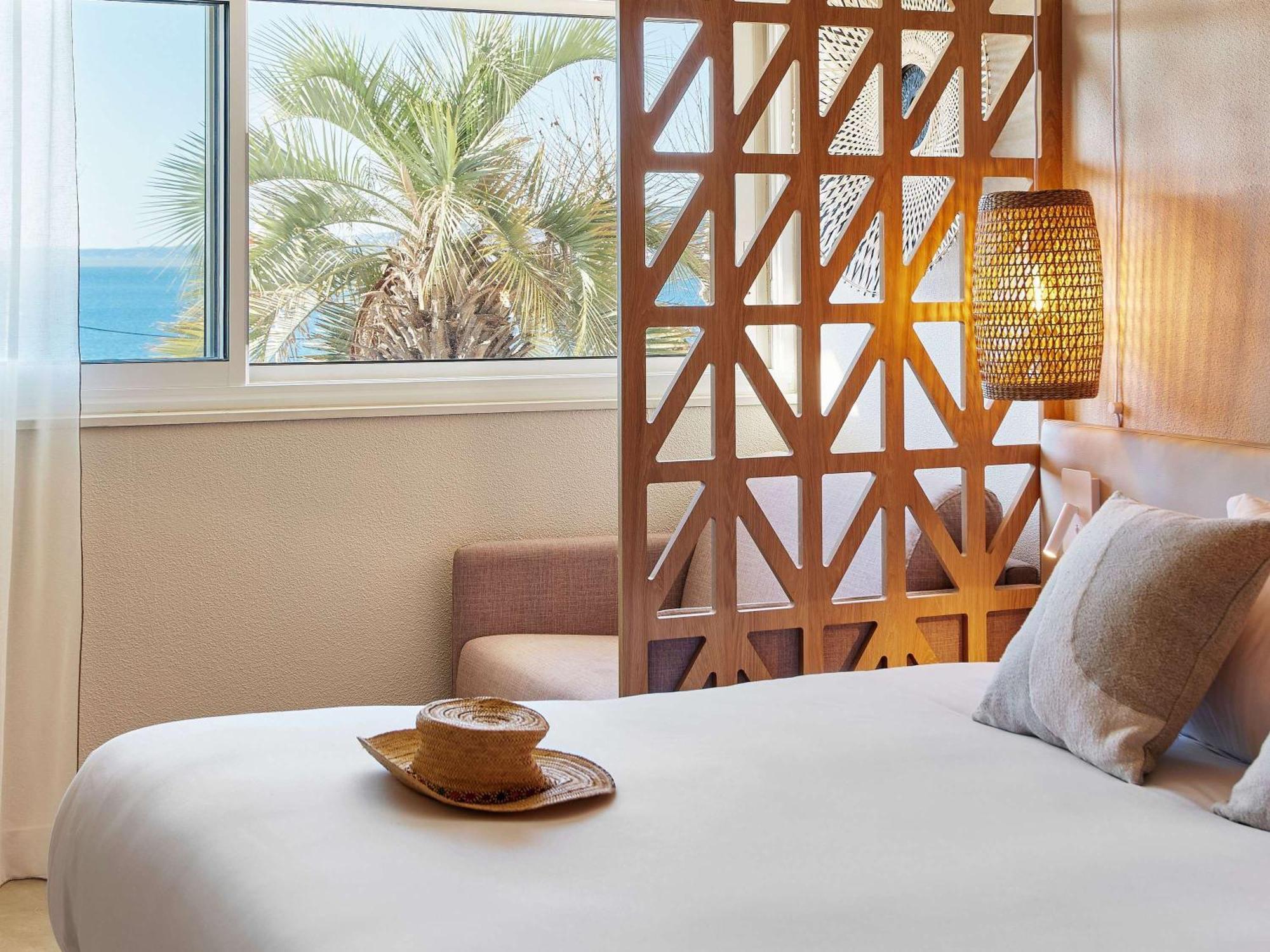 Mercure Saint Raphael Centre Plage Bagian luar foto