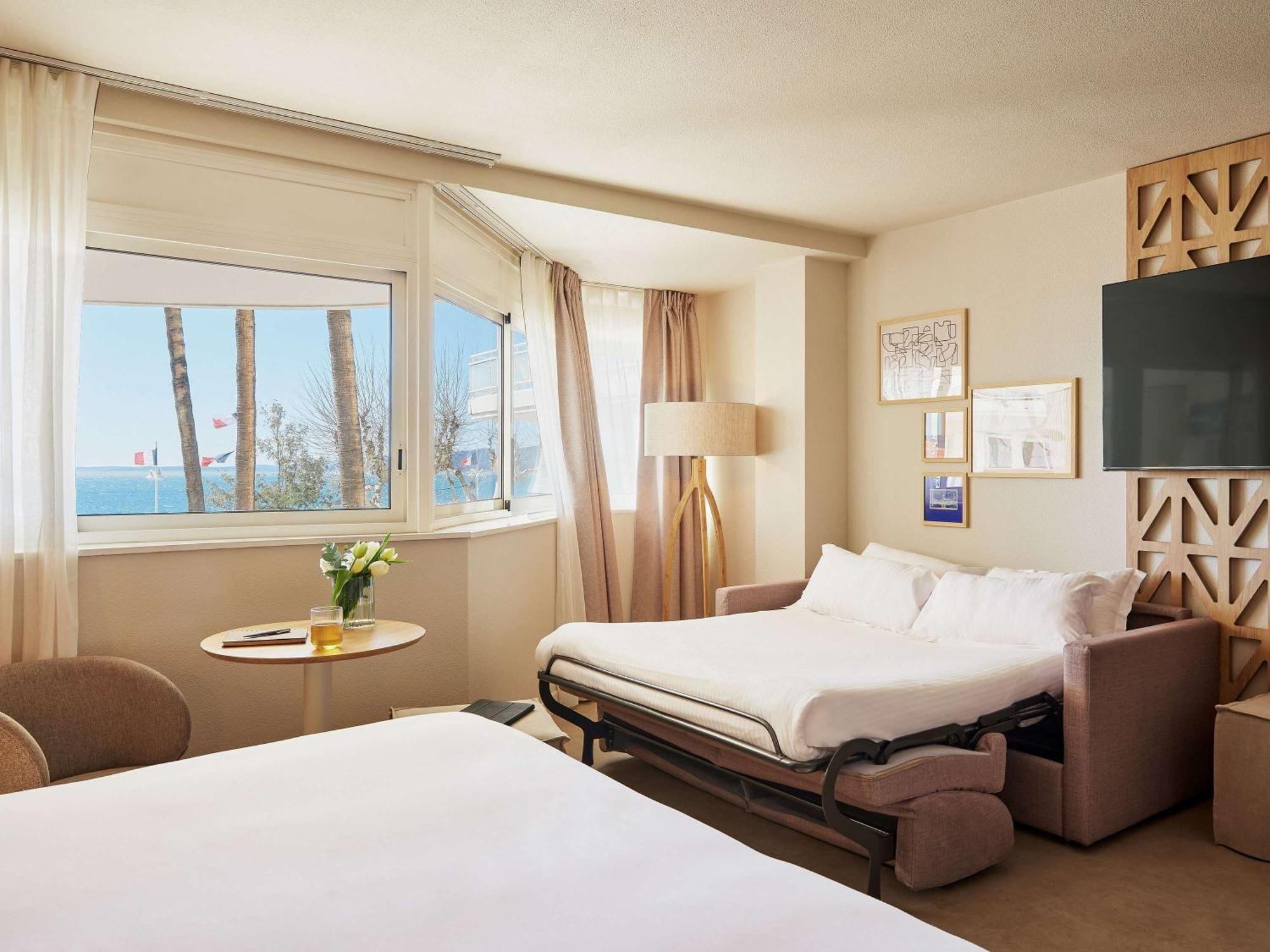 Mercure Saint Raphael Centre Plage Bagian luar foto