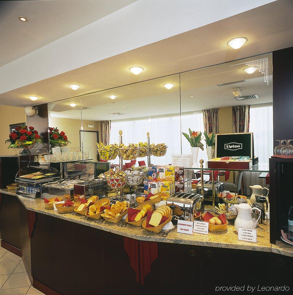 Mercure Saint Raphael Centre Plage Restoran foto